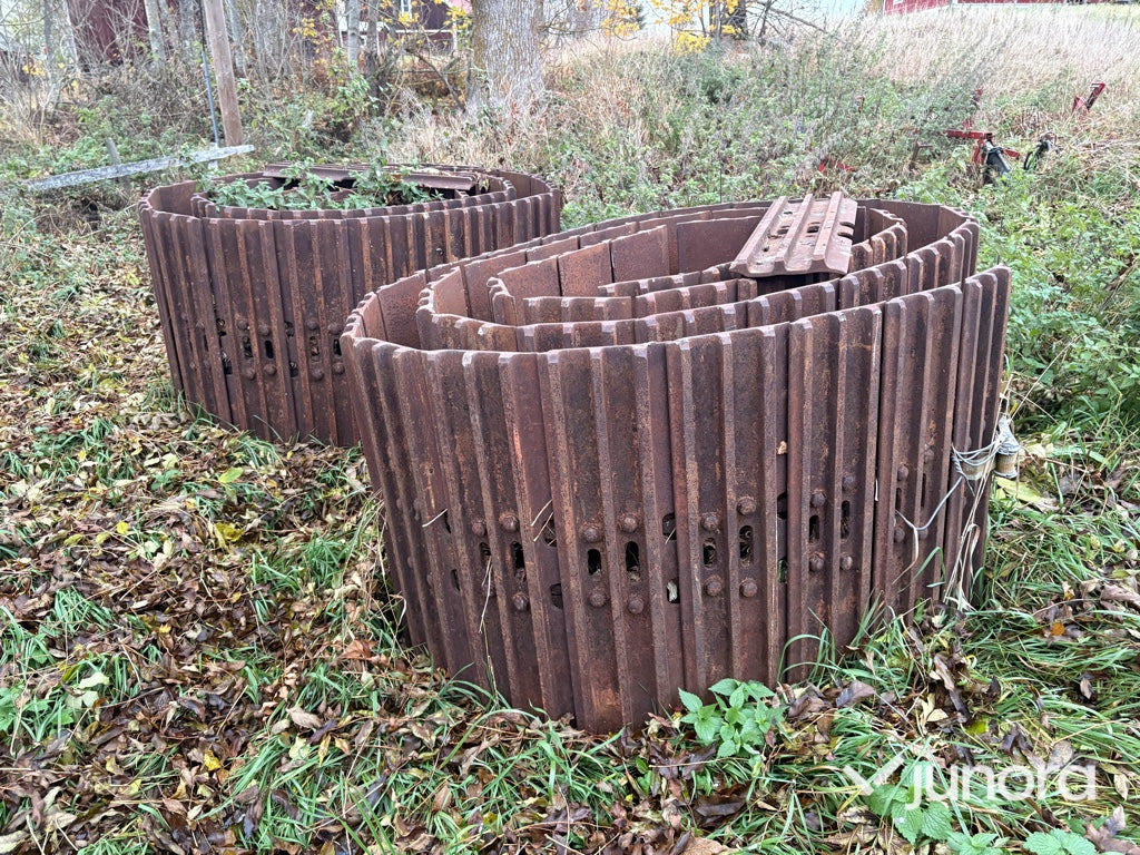 Grävmaskinsband - Volvo grävmaskin - Chenille pour Engins de chantier: photos 1 Grävmaskinsband - Volvo grävmaskin - Chenille pour Engins de chantier: photos 1