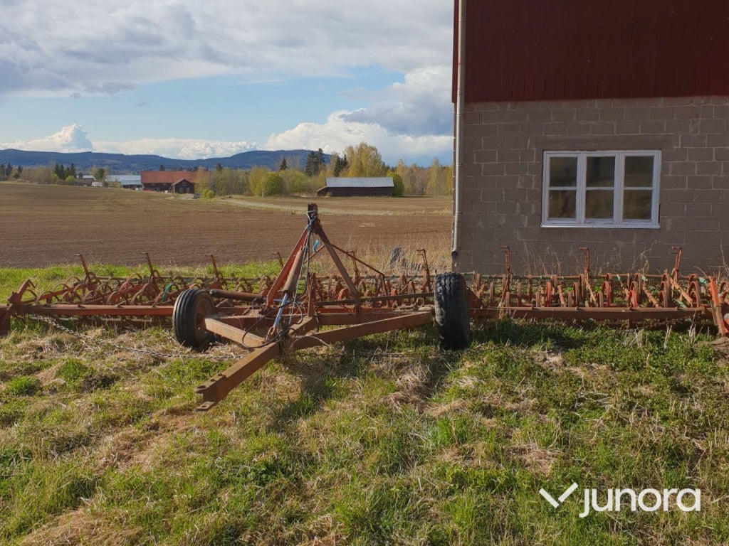 Harv - Kverneland - Bineuse: photos 3 Harv - Kverneland - Bineuse: photos 3