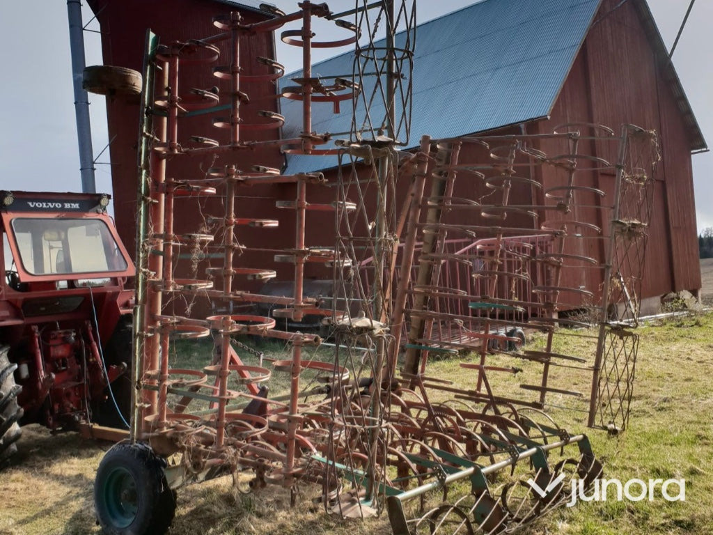 Harv - Kverneland - Bineuse: photos 4 Harv - Kverneland - Bineuse: photos 4