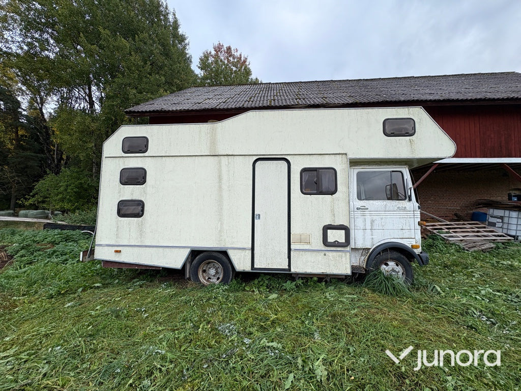 Husbil MERCEDES BENZ LP 608/32 - Camping-car capucine: photos 5 Husbil MERCEDES BENZ LP 608/32 - Camping-car capucine: photos 5