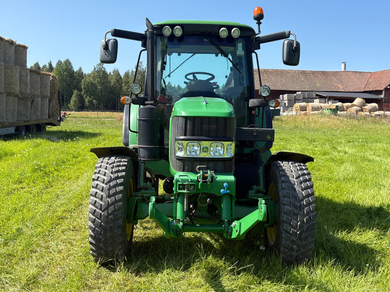John Deere 6330 - Tracteur agricole: photos 3 John Deere 6330 - Tracteur agricole: photos 3
