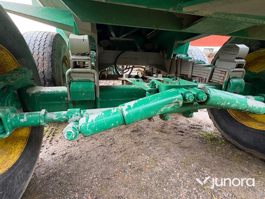 Benne agricole Lantbruksvagn - tipp: photos 6