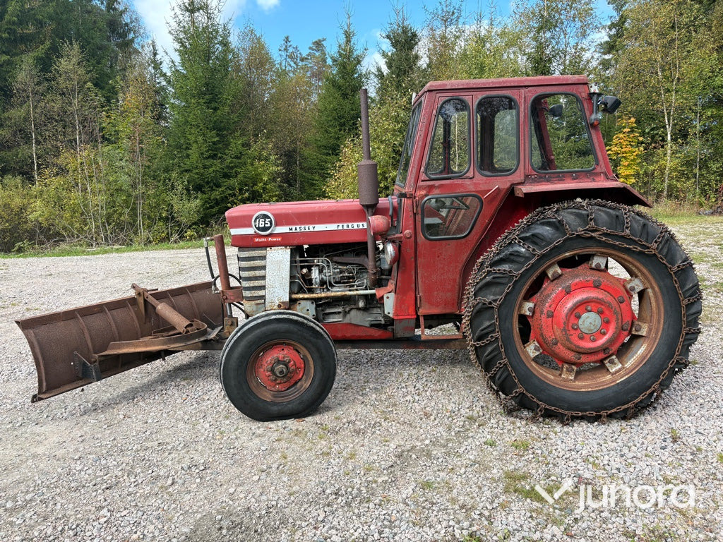 Massey Ferguson 165 - Tracteur agricole: photos 4 Massey Ferguson 165 - Tracteur agricole: photos 4