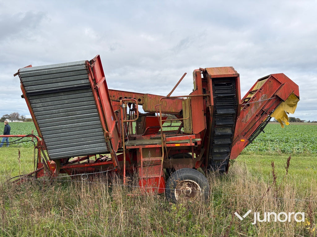Potatisupptagare Grimme LK650 - Arracheuse de pommes de terre: photos 5 Potatisupptagare Grimme LK650 - Arracheuse de pommes de terre: photos 5