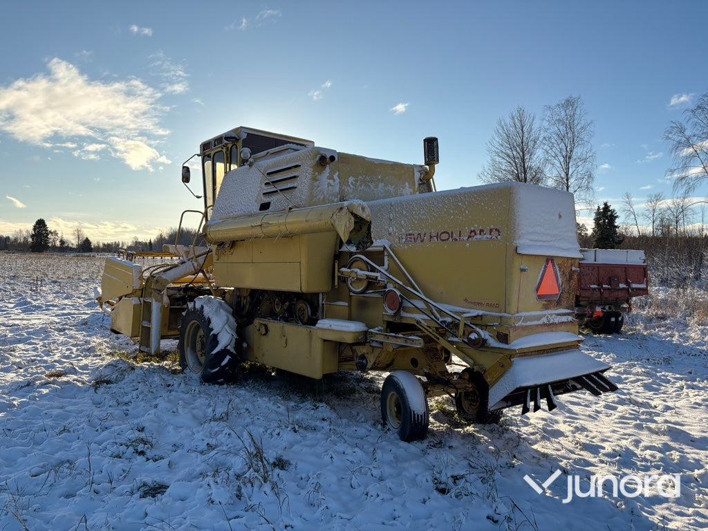 Skördetröska - New Holland Clayson 1520 - Moissonneuse-batteuse: photos 4 Skördetröska - New Holland Clayson 1520 - Moissonneuse-batteuse: photos 4