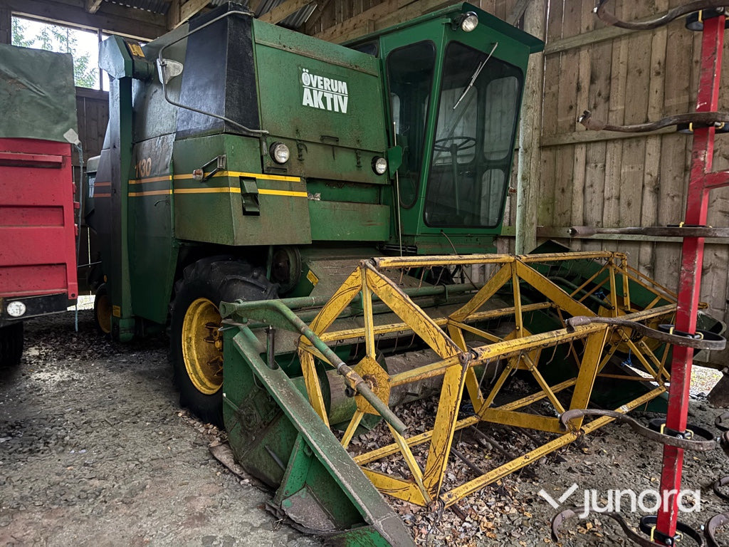 Skördetröska - Överum Aktiv 1130 - Moissonneuse-batteuse: photos 4 Skördetröska - Överum Aktiv 1130 - Moissonneuse-batteuse: photos 4