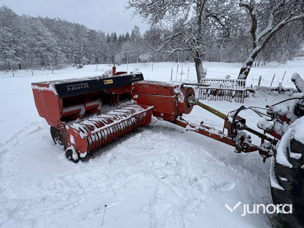 Småbalspress - Fahr HD460 - Presse à balles cubiques: photos 3 Småbalspress - Fahr HD460 - Presse à balles cubiques: photos 3
