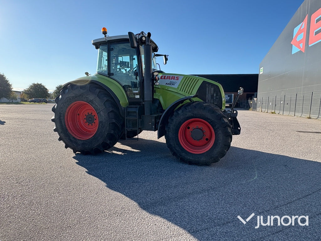 Traktor Claas Axion 850 - Tracteur agricole: photos 5 Traktor Claas Axion 850 - Tracteur agricole: photos 5