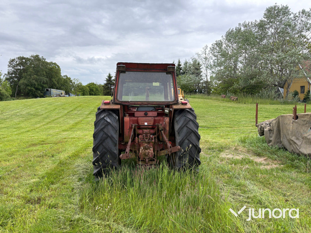 Traktor - IH - Tracteur agricole: photos 5 Traktor - IH - Tracteur agricole: photos 5