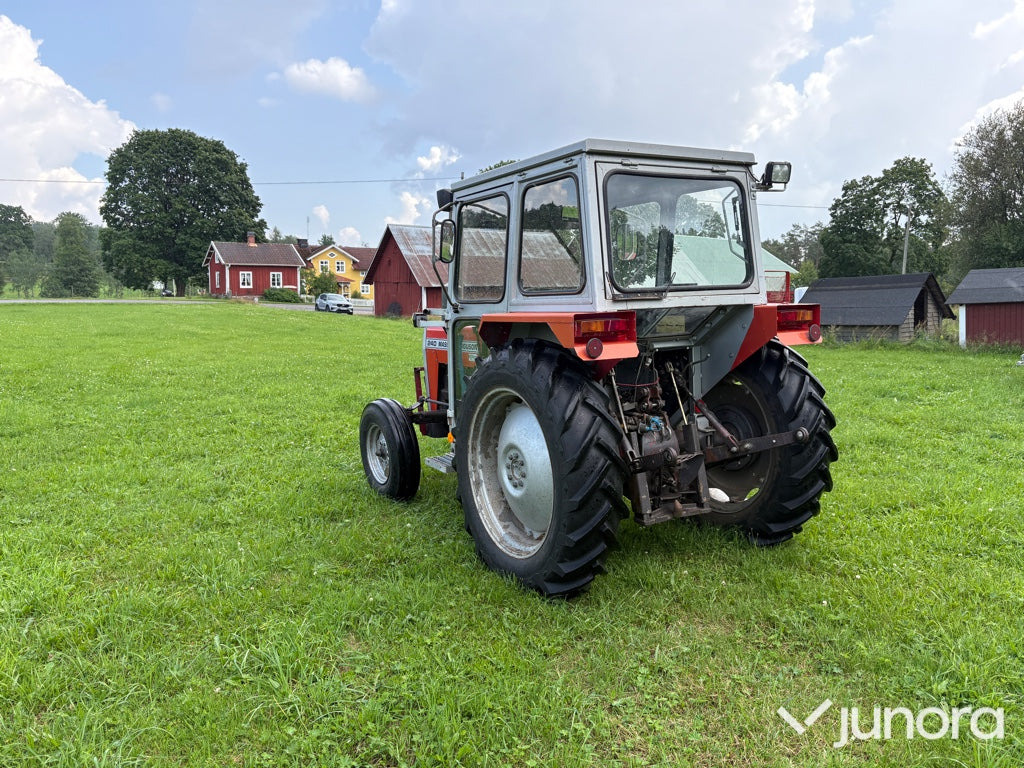 Traktor - Massey Ferguson 240 - Tracteur agricole: photos 4 Traktor - Massey Ferguson 240 - Tracteur agricole: photos 4