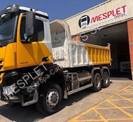 Mercedes Arocs 3345 AK - Camion benne, Tombereau: photos 1 Mercedes Arocs 3345 AK - Camion benne, Tombereau: photos 1