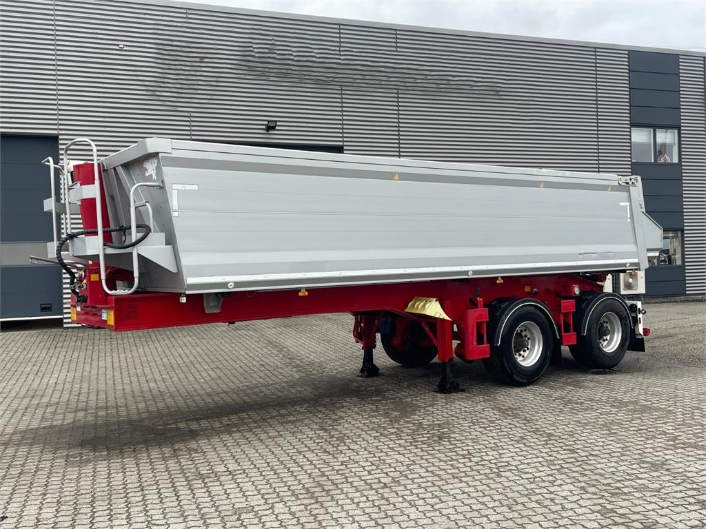 Benalu 2-aks 24m3 alu chassis - Semi-remorque benne: photos 4 Benalu 2-aks 24m3 alu chassis - Semi-remorque benne: photos 4