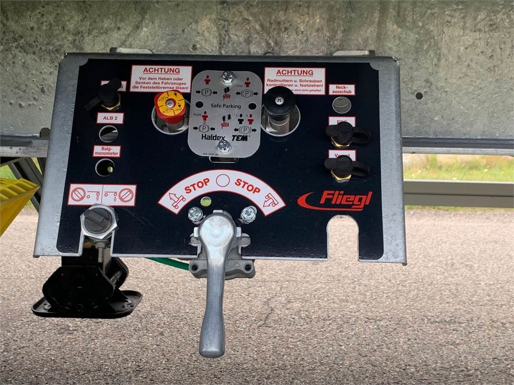 Semi-remorque rideaux coulissants Hangler 13,6 mtr 2 akslet city lift - 33 pallers: photos 9