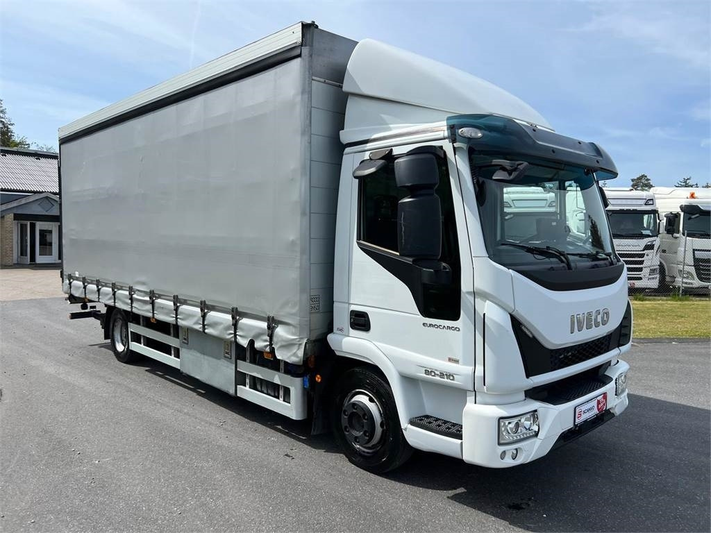 Iveco Eurocargo 8E21P 4x2 - Camion à rideaux coulissants: photos 2 Iveco Eurocargo 8E21P 4x2 - Camion à rideaux coulissants: photos 2
