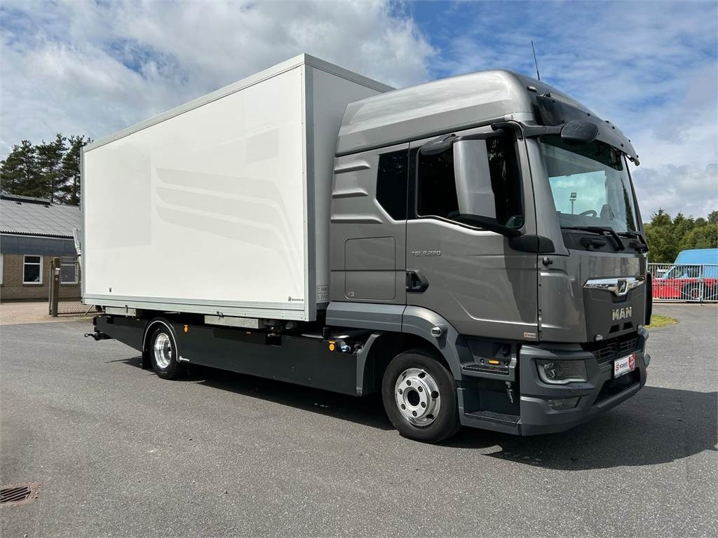 Camion fourgon MAN TGL 8-220 4x2 BL incl. 2 stk veksellad: photos 9