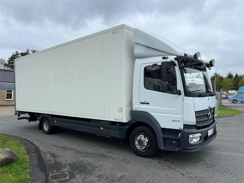 Mercedes-Benz Atego 1224 LnR - Camion fourgon: photos 2 Mercedes-Benz Atego 1224 LnR - Camion fourgon: photos 2