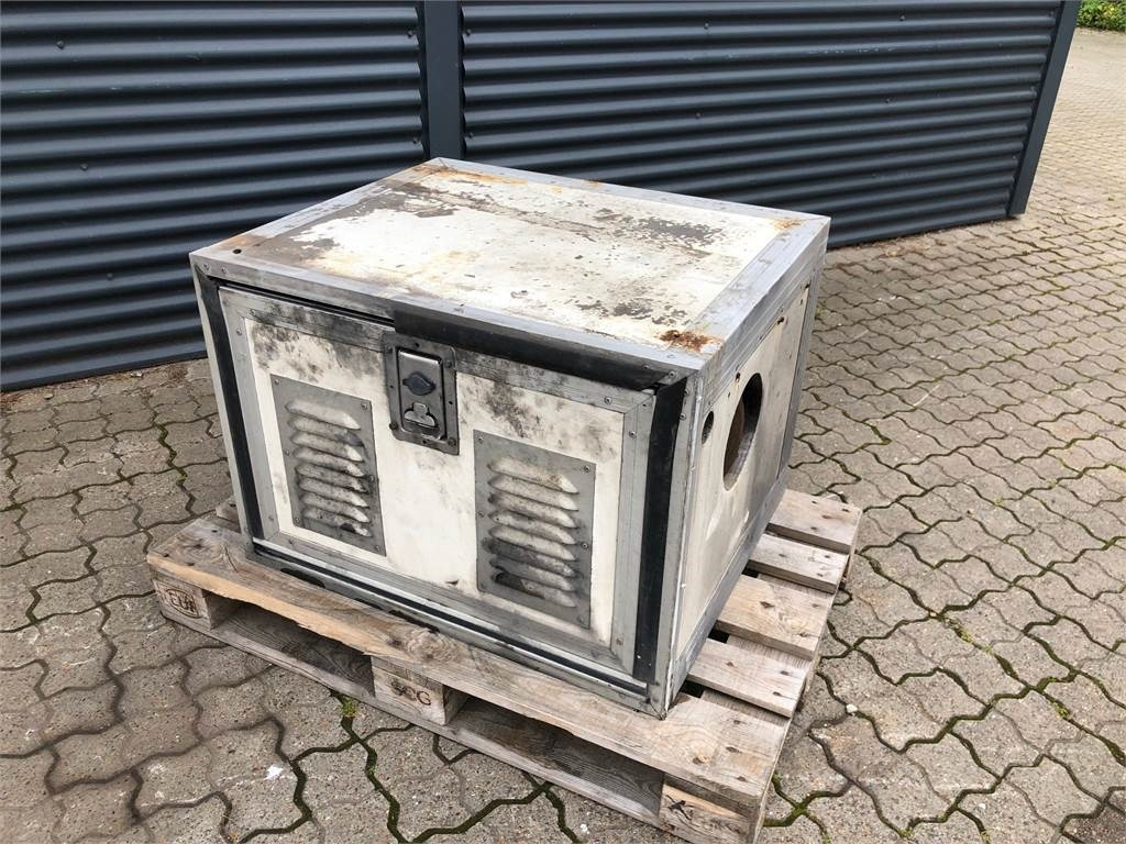 Værktøjskasse L 855 x H 615 x D 705 mm - Outil/ Équipement: photos 2 Værktøjskasse L 855 x H 615 x D 705 mm - Outil/ Équipement: photos 2
