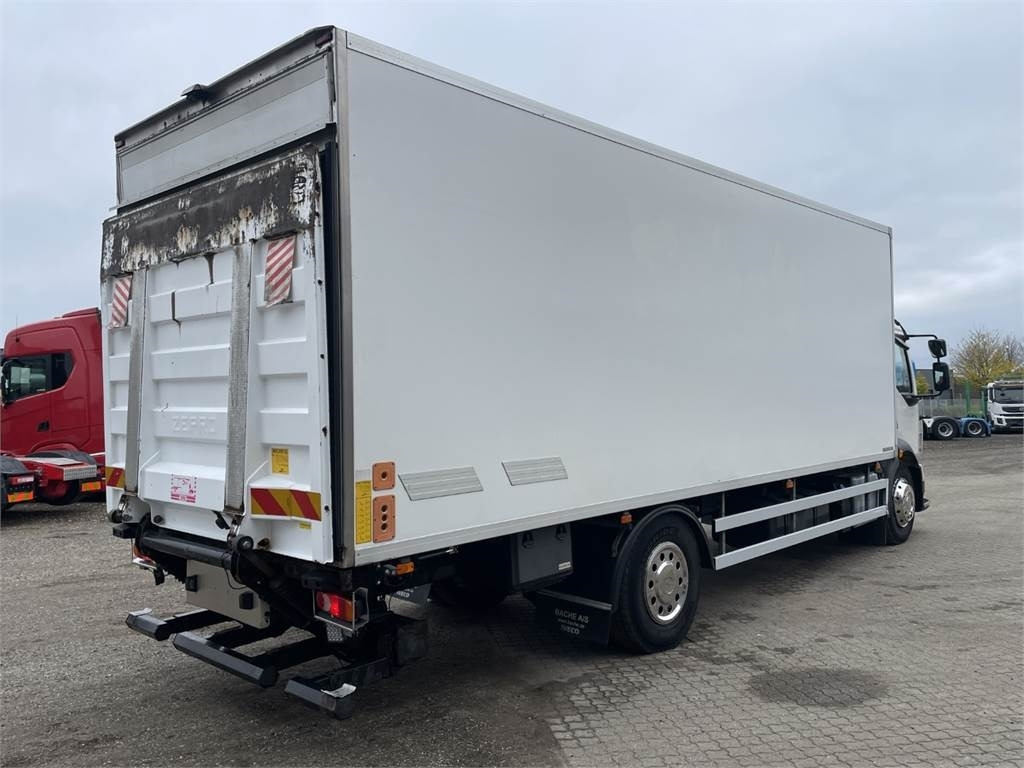 Volvo FL 250HK 18 ton dobbelt copartment - Camion frigorifique: photos 2 Volvo FL 250HK 18 ton dobbelt copartment - Camion frigorifique: photos 2