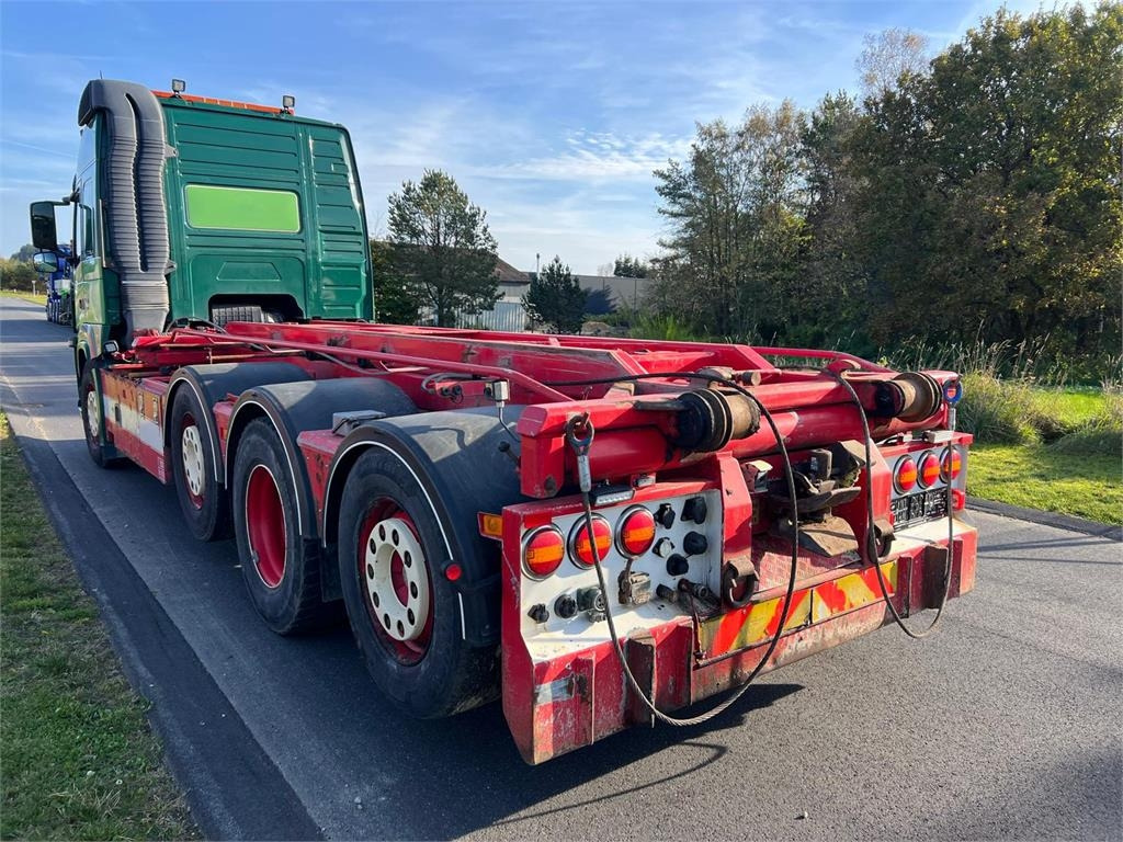 Volvo FM500 8x2*6 rigid pusher-tag tridem  - Camion multibenne: photos 2 Volvo FM500 8x2*6 rigid pusher-tag tridem  - Camion multibenne: photos 2