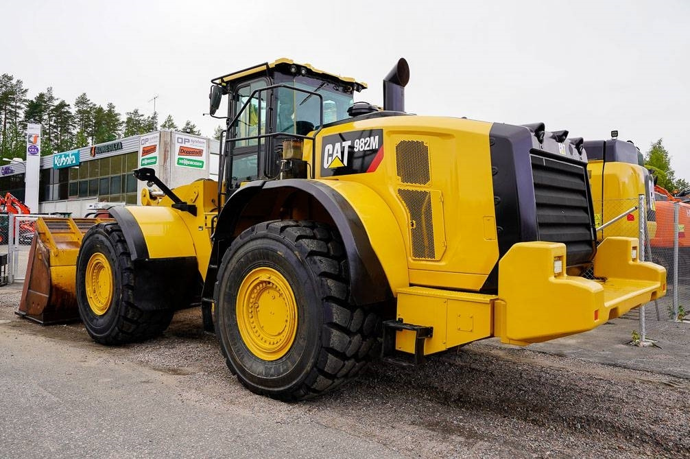 CAT 982M UUDET RENKAAT  en crédit-bail CAT 982M UUDET RENKAAT: photos 11