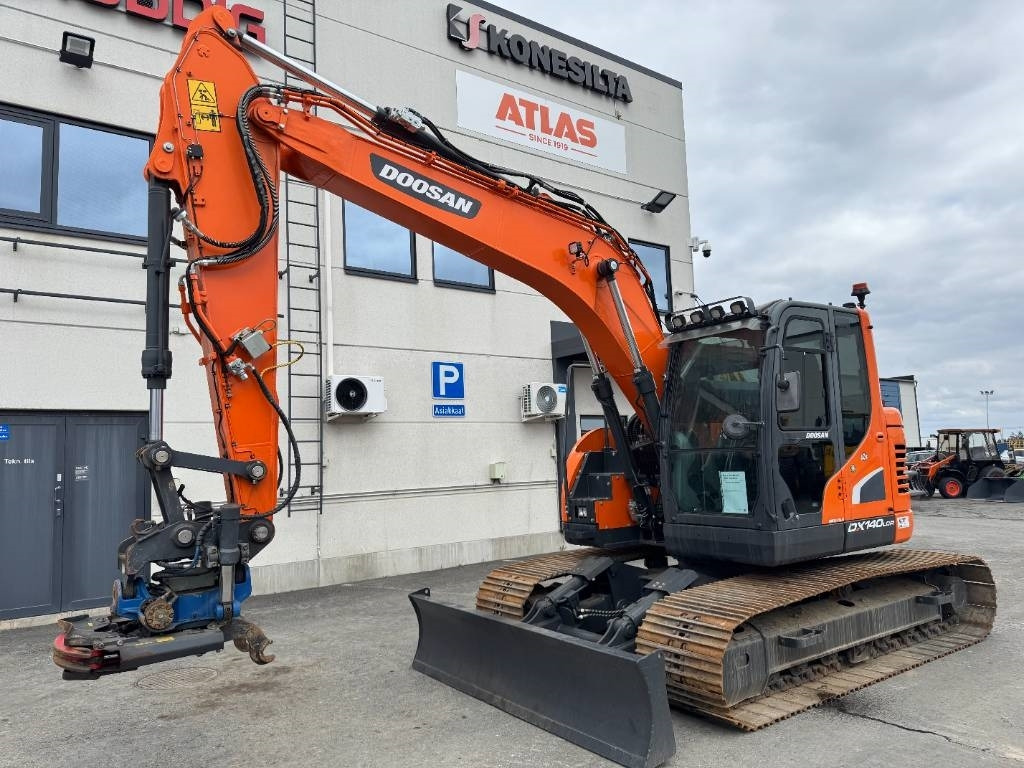 Doosan DX 140 LCR-5 Pyörittäjällä - Pelle sur chenille: photos 2 Doosan DX 140 LCR-5 Pyörittäjällä - Pelle sur chenille: photos 2