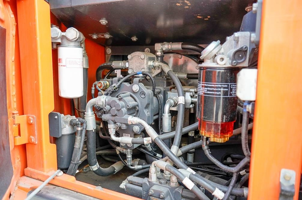 Pelle sur chenille Doosan DX140LC-5 EPS ENGCON: photos 17