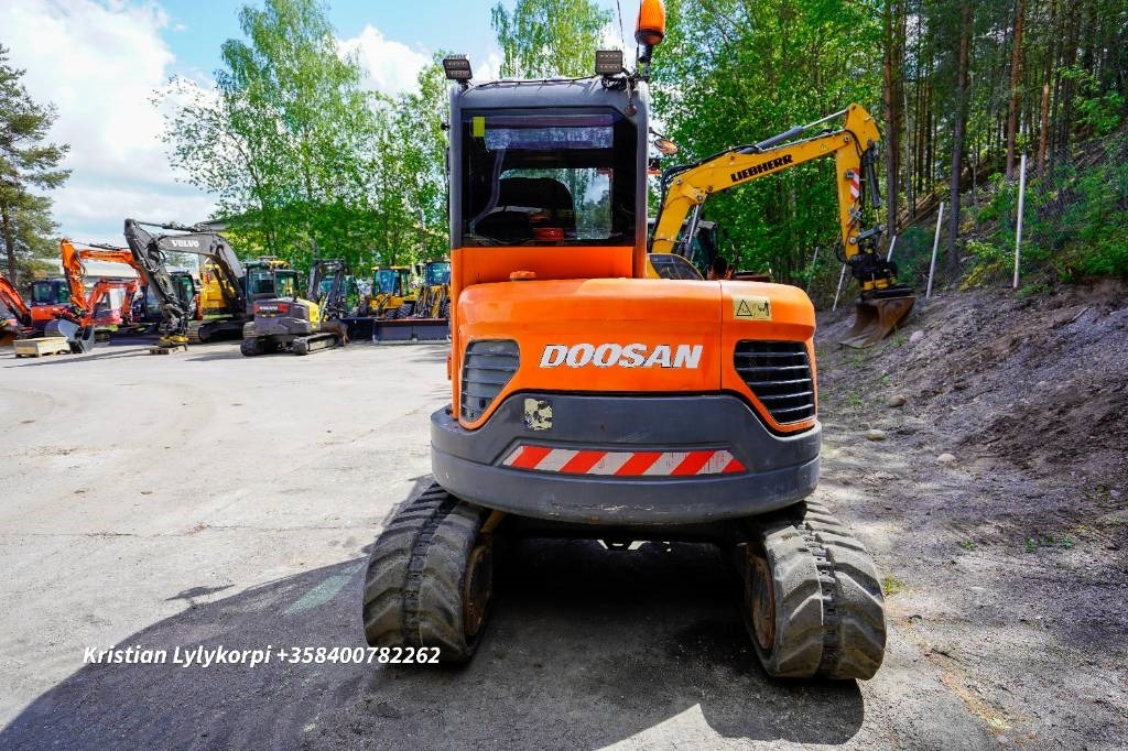 Doosan DX60R ENGCONILLA - Mini pelle: photos 4 Doosan DX60R ENGCONILLA - Mini pelle: photos 4