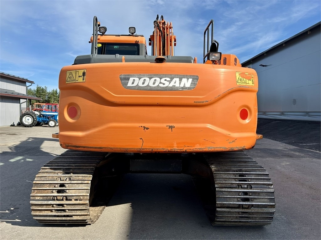 Doosan MYYTY!!SOLD!! DX160LC-3 KALLISTAJA+PYÖRITTÄJÄ  - Pelle sur chenille: photos 3 Doosan MYYTY!!SOLD!! DX160LC-3 KALLISTAJA+PYÖRITTÄJÄ  - Pelle sur chenille: photos 3