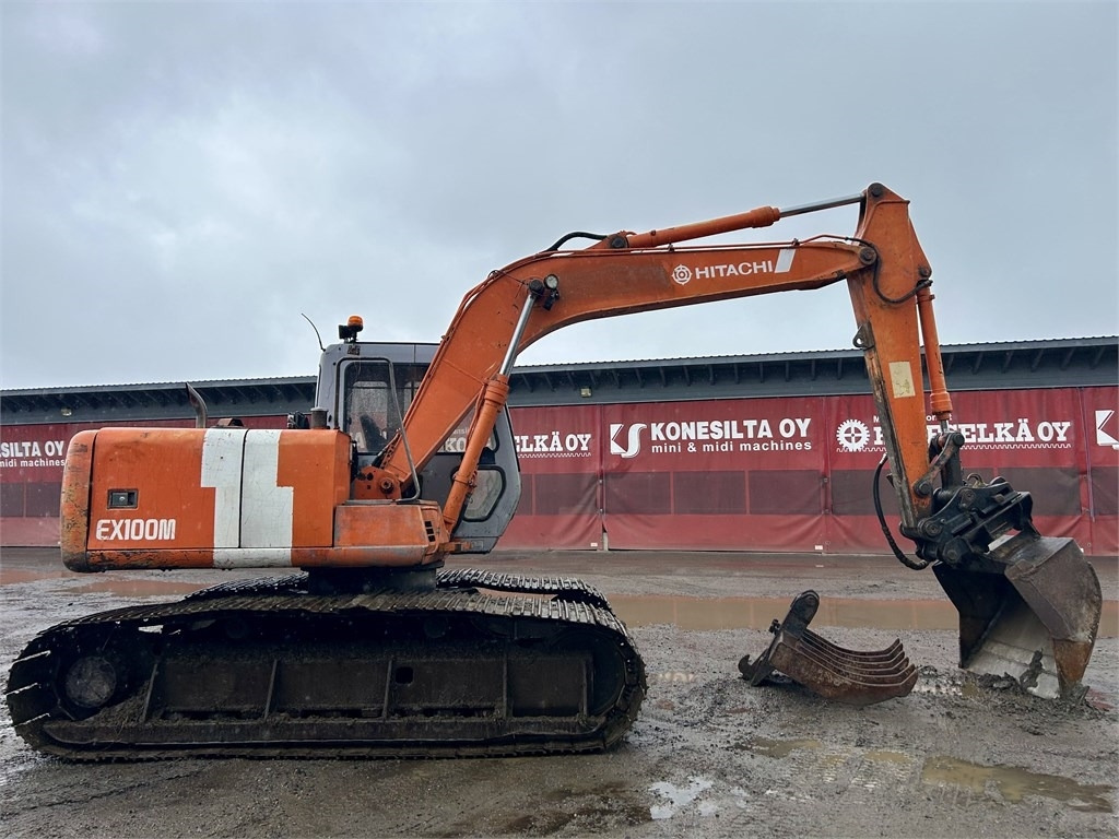 Hitachi MYYTY!!SOLD! EX100M-2 - Pelle sur chenille: photos 4 Hitachi MYYTY!!SOLD! EX100M-2 - Pelle sur chenille: photos 4