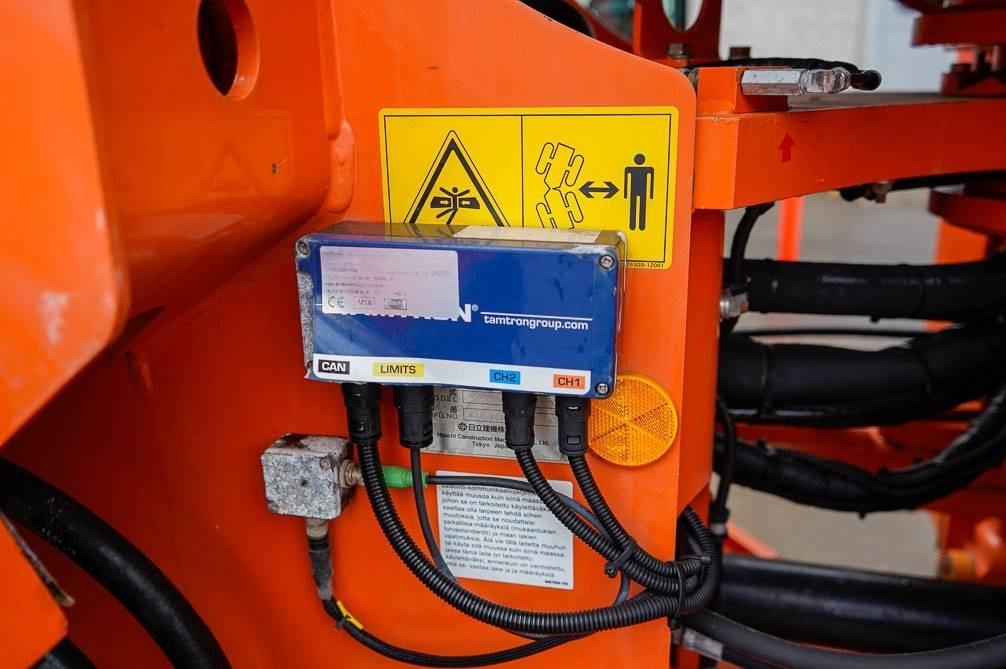 Chargeuse sur pneus Hitachi ZW150 PITKÄT AISAT, VAAKA: photos 14