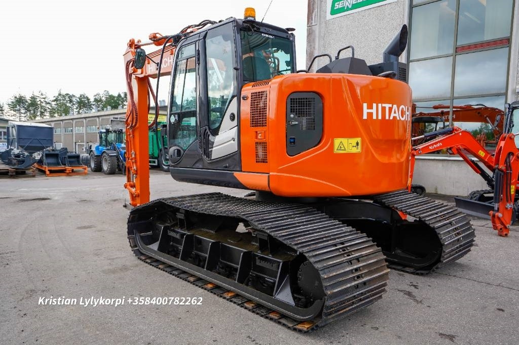 Hitachi ZX135US-6 METSÄALUSTA - Pelle sur chenille: photos 3 Hitachi ZX135US-6 METSÄALUSTA - Pelle sur chenille: photos 3