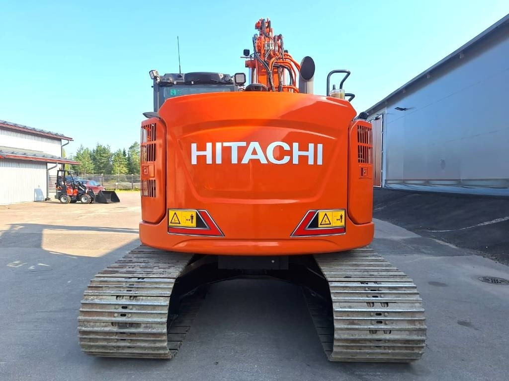 Hitachi ZX135USBL-7 PYÖRITTÄJÄ+PIHDIT - Pelle sur chenille: photos 3 Hitachi ZX135USBL-7 PYÖRITTÄJÄ+PIHDIT - Pelle sur chenille: photos 3