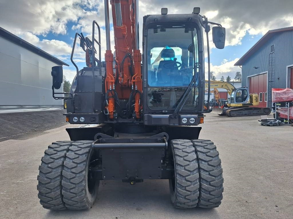 Hitachi ZX155W-7 -STAGE 5- VÄHÄN AJETTU  en crédit-bail Hitachi ZX155W-7 -STAGE 5- VÄHÄN AJETTU: photos 8