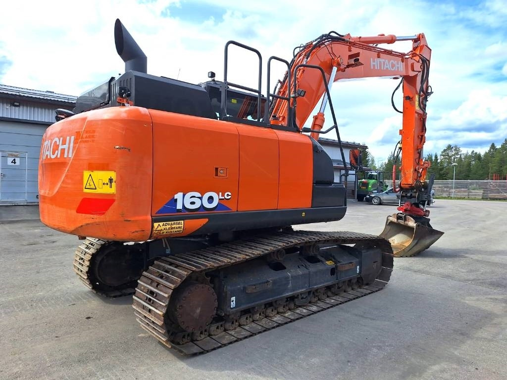 Hitachi ZX160LC-6 PYÖRITTÄJÄLLÄ - Pelle sur chenille: photos 4 Hitachi ZX160LC-6 PYÖRITTÄJÄLLÄ - Pelle sur chenille: photos 4