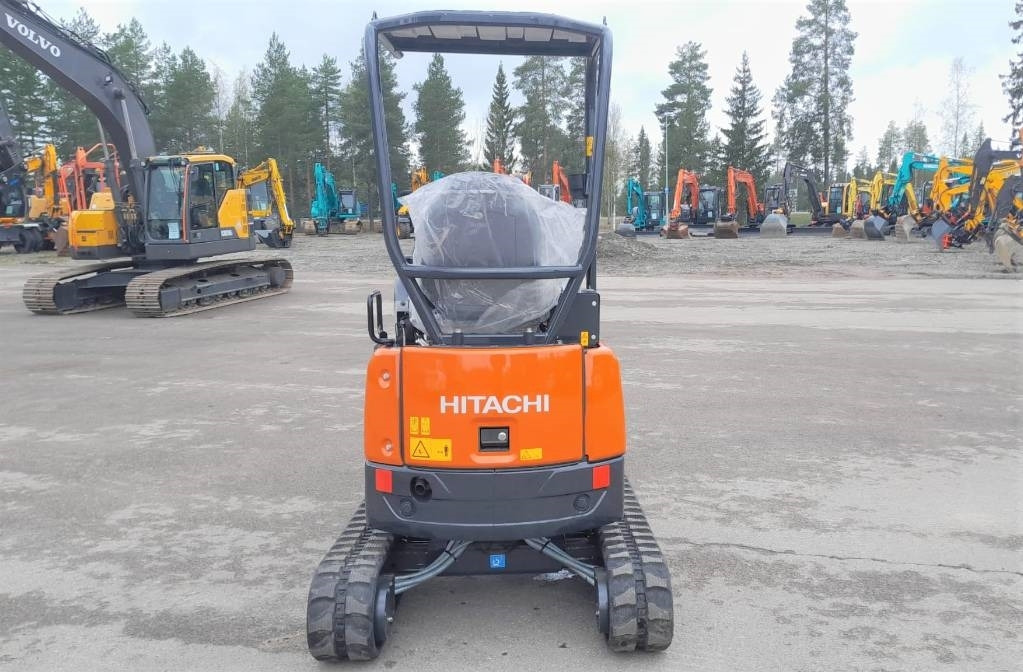 Hitachi ZX17U-6 KALLISTAJALLA - Mini pelle: photos 3 Hitachi ZX17U-6 KALLISTAJALLA - Mini pelle: photos 3