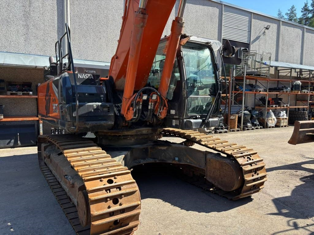 Hitachi ZX350LC-7 - Pelle sur chenille: photos 2 Hitachi ZX350LC-7 - Pelle sur chenille: photos 2
