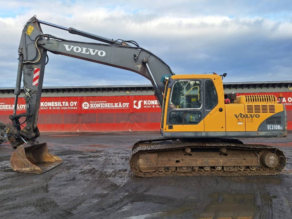 Volvo EC210BLC KALLISTUVA LUISKAKAUHA  - Pelle sur chenille: photos 1 Volvo EC210BLC KALLISTUVA LUISKAKAUHA  - Pelle sur chenille: photos 1