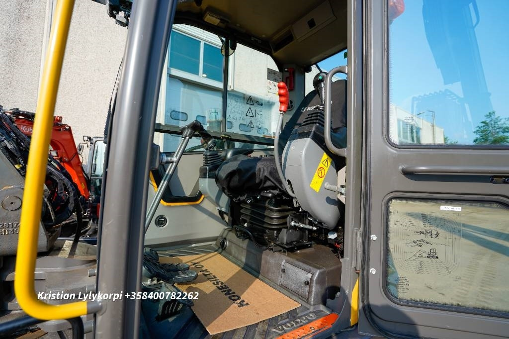 Mini pelle Volvo ECR88D PRO PIENET TUNNIT: photos 18