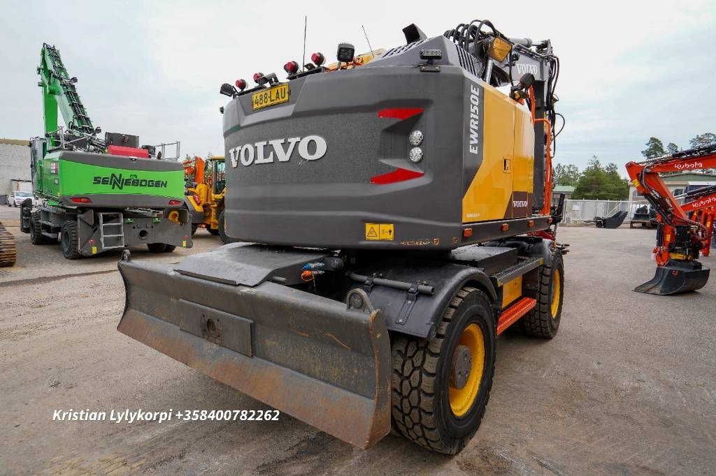 Volvo EWR150E ROTOTILTILLÄ - Pelle sur pneus: photos 5 Volvo EWR150E ROTOTILTILLÄ - Pelle sur pneus: photos 5