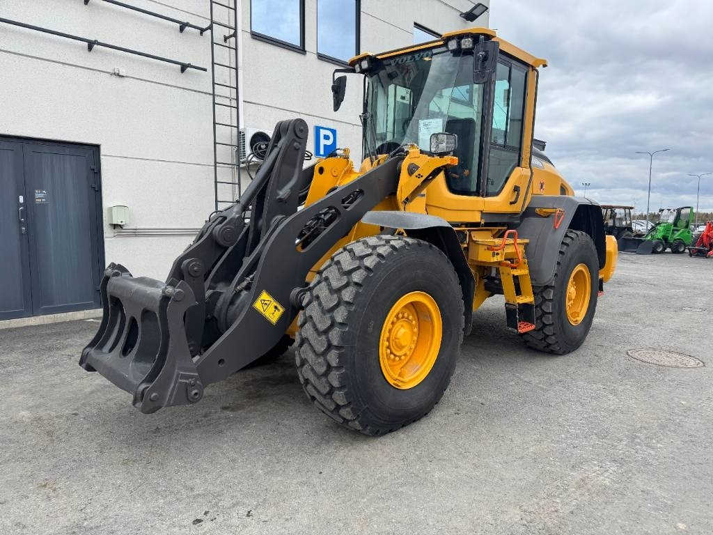 Volvo L 90 H UUSILLA RENKAILLA - Chargeuse sur pneus: photos 2 Volvo L 90 H UUSILLA RENKAILLA - Chargeuse sur pneus: photos 2