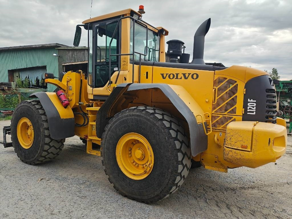 Volvo L120F RASVARI YM. - Chargeuse sur pneus: photos 1 Volvo L120F RASVARI YM. - Chargeuse sur pneus: photos 1