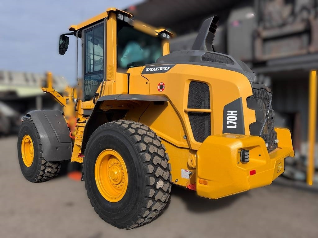 Volvo L70H LONG BOOM - Chargeuse sur pneus: photos 1 Volvo L70H LONG BOOM - Chargeuse sur pneus: photos 1