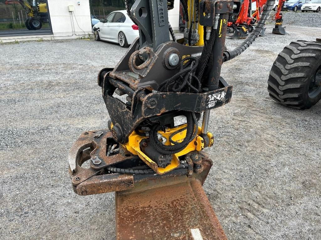Pelle sur pneus Wacker Neuson EW 100: photos 9