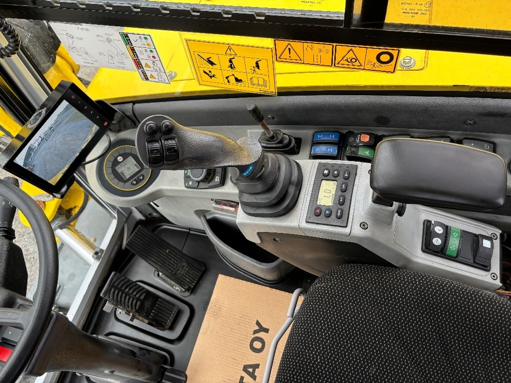 Pelle sur pneus Wacker Neuson EW 100: photos 16