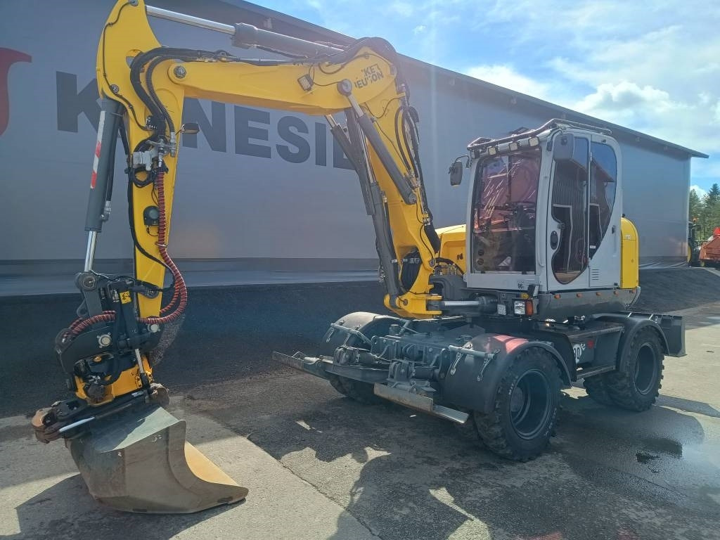 Wacker Neuson EW100 PYÖRITTÄJÄLLÄ - Pelle sur pneus: photos 5 Wacker Neuson EW100 PYÖRITTÄJÄLLÄ - Pelle sur pneus: photos 5
