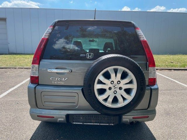Honda CR-V 2.2i-CTDi Executive. Klima. Navi. Leder. CC - SUV: photos 4 Honda CR-V 2.2i-CTDi Executive. Klima. Navi. Leder. CC - SUV: photos 4