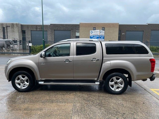 Isuzu D-Max LXS. Klima. Navi. Leder. Tempomat. - SUV: photos 2 Isuzu D-Max LXS. Klima. Navi. Leder. Tempomat. - SUV: photos 2