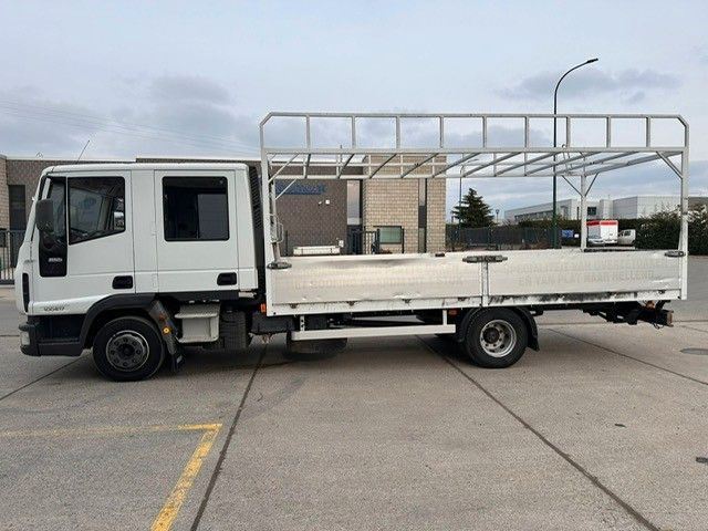 Iveco Eurocargo 100E17. 130.000km! Iveco Eurocargo 100E17. 130.000km! - Camion plateau: photos 3 Iveco Eurocargo 100E17. 130.000km! Iveco Eurocargo 100E17. 130.000km! - Camion plateau: photos 3