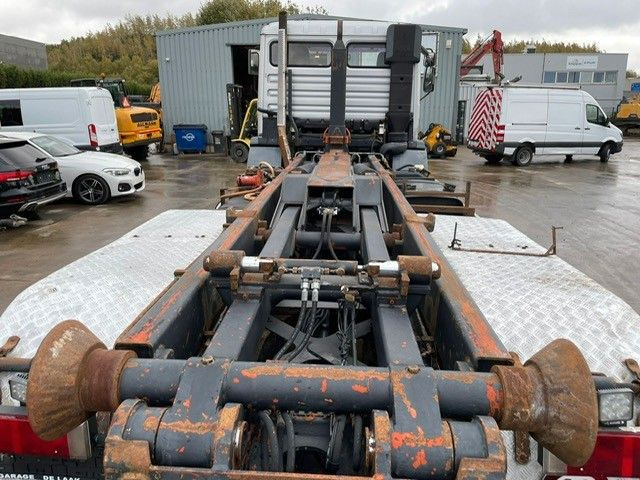 MAN 33-350. 6X6. Motorschaden. - Camion ampliroll: photos 5 MAN 33-350. 6X6. Motorschaden. - Camion ampliroll: photos 5