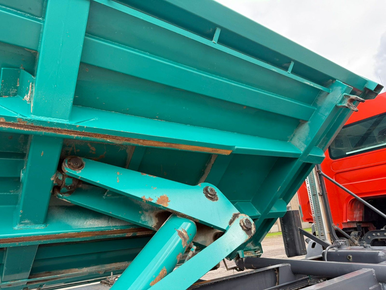 Renault Kerax 6x4. Bordmatic. Meiller Kipper. - Camion benne: photos 4 Renault Kerax 6x4. Bordmatic. Meiller Kipper. - Camion benne: photos 4